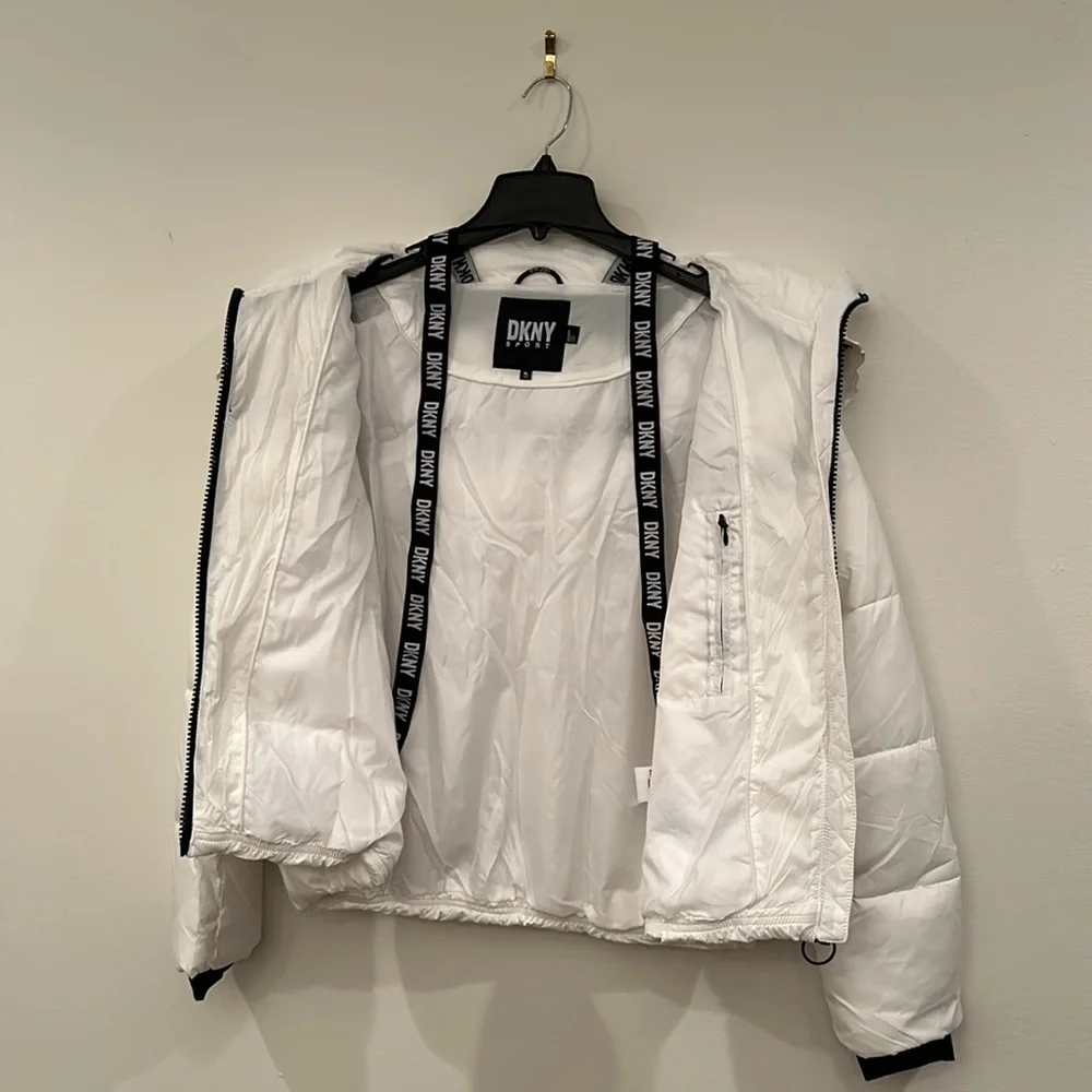 NWT DKNY Women's Sport Colorblock Logo Puffer W/Removeable Hood Down Alternative - Picture 8 of 13